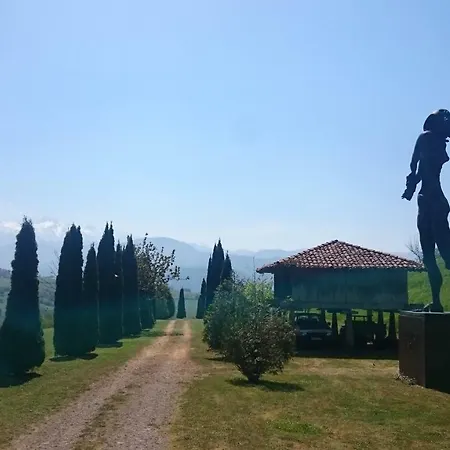 La Casina De Labra Nyaraló *