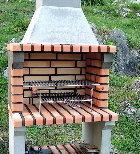 La Casina De Labra Holiday home